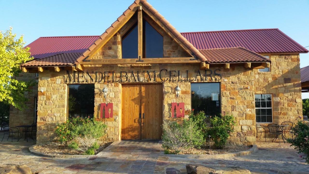 Pecan Cabin Fredericksburg Buitenkant foto
